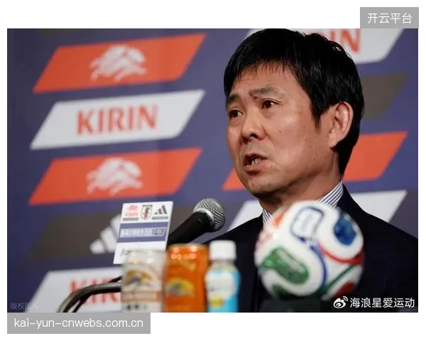 日本队阵容深度冠绝亚洲，主帅森保一如何进行人员轮换将是保持战斗力的关键。